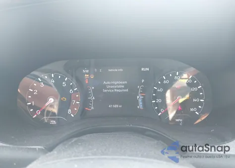 2022 Jeep Compass Latitude 4X4 z USA, uszkodzony, nr VIN 3C4NJDBB0NT216921